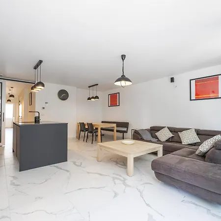 Lecomte - The White House 237 *