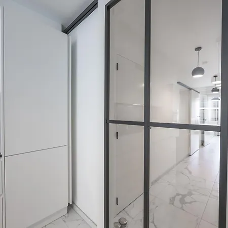 Lecomte - The White House 237 أوستيند